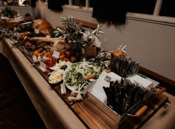 Roasted kumara, squash and carrots with pomegranate vinaigrette, crumbled feta and seed clusters <br />
Platters of heirloom tomatoes piled with fresh basil and balsamic syrup <br />
Fresh cos, herb and parmesan salad 