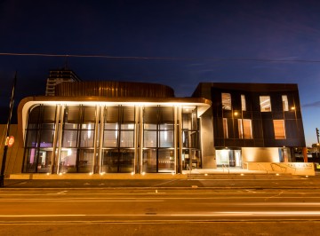 Found in the centre of town, this stunning architecturally designed build has a multitude of spaces for an event. With a large atrium perfect for cocktail events and a hall that seats 327 people with a large stage; there is something for everyone.  