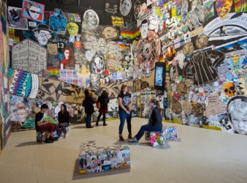 Offering enough space for up to 250 and in the centre of Christchurch, this space is perfect for your corporate events whether they are cocktail, conferences or more. With stunning visual graffiti art, this venue is not like any other. 